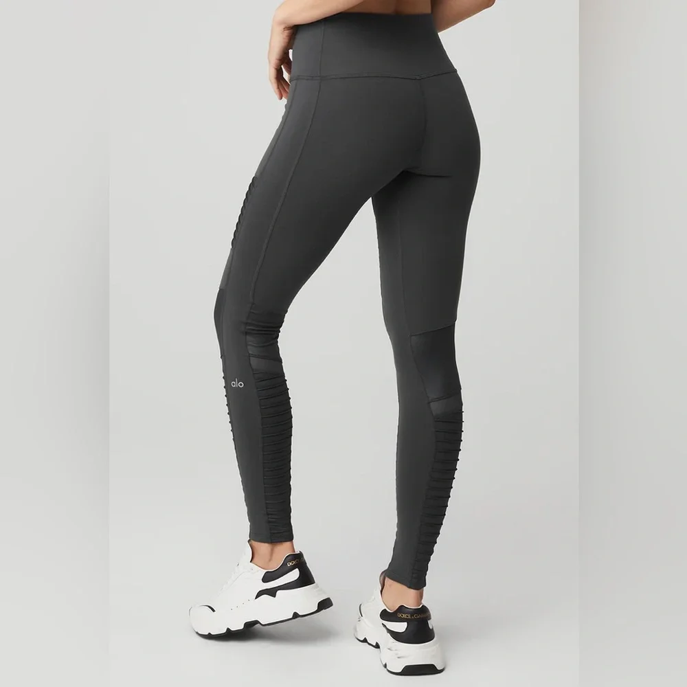 Super Flattering ALO Yoga High-Waist Moto Legging